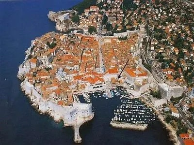 بيت ضيافة Old Port